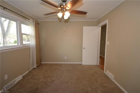 1617 Larkin St, High Point, NC 27262 photo 18