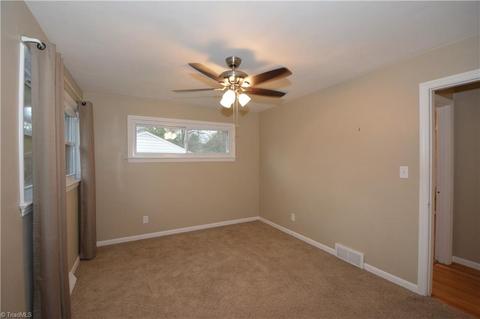 1617 Larkin St, High Point, NC 27262 photo 13