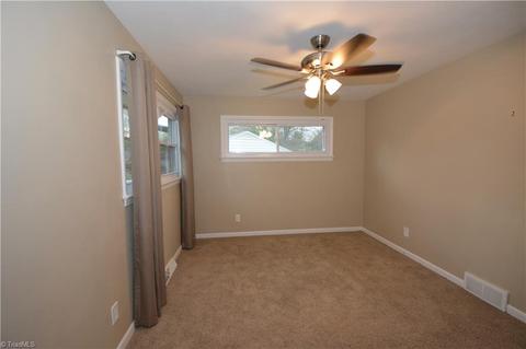 1617 Larkin St, High Point, NC 27262 photo 14
