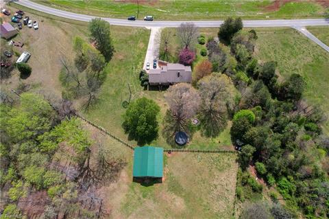 204 Williamsburg Rd, Olin, NC 28660 photo 20