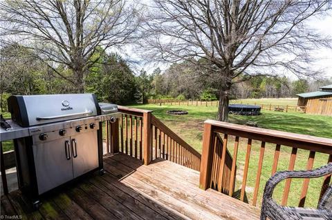 204 Williamsburg Rd, Olin, NC 28660 photo 17