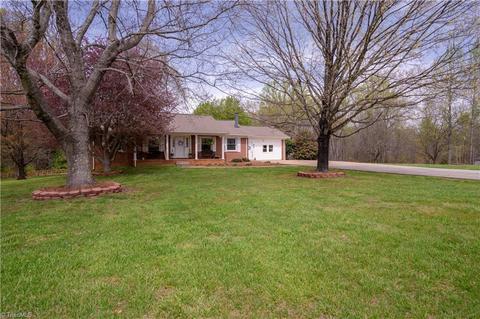 204 Williamsburg Rd, Olin, NC 28660 photo 33