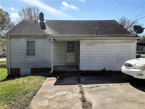 301 Avery Ave, High Point, NC 27265 photo 9