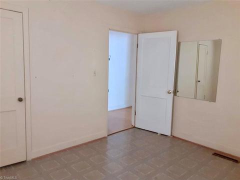 301 Avery Ave, High Point, NC 27265 photo 20