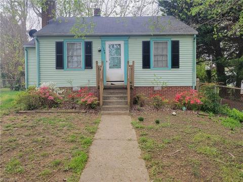1209 Delk Dr, High Point, NC 27262 photo 1