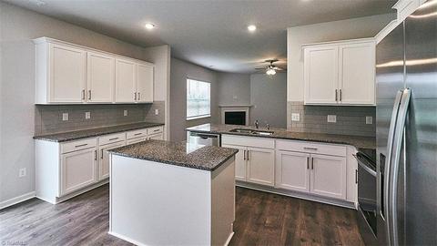 6472 Bellawood Dr, Trinity, NC 27370 photo 12
