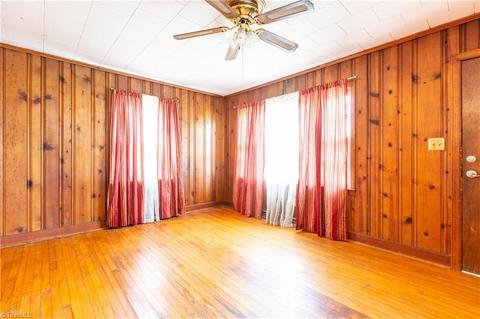 2816 Central Ave, High Point, NC 27260 photo 2