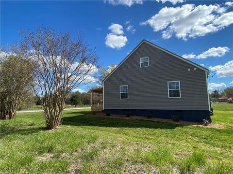 760 Shell Rd, Thomasville, NC 27360 photo 12