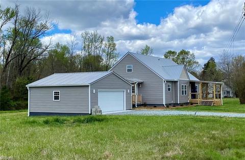 760 Shell Rd, Thomasville, NC 27360 photo 3