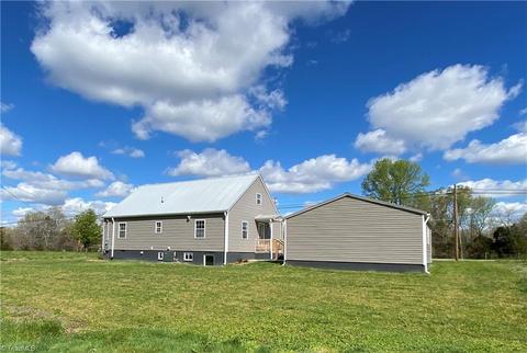 760 Shell Rd, Thomasville, NC 27360 photo 9