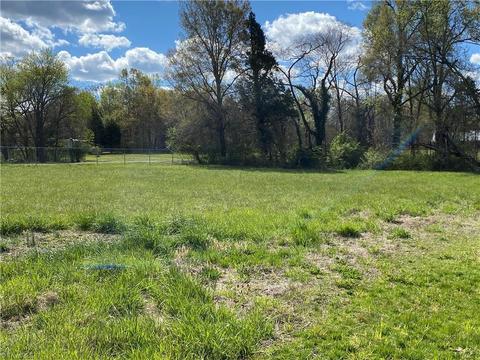 760 Shell Rd, Thomasville, NC 27360 photo 13