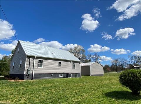 760 Shell Rd, Thomasville, NC 27360 photo 11
