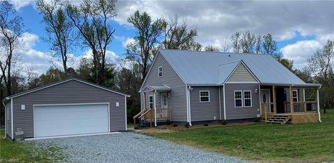 760 Shell Rd, Thomasville, NC 27360 photo 2