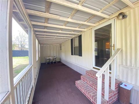 592 Farmer Rd, Denton, NC 27239 photo 2