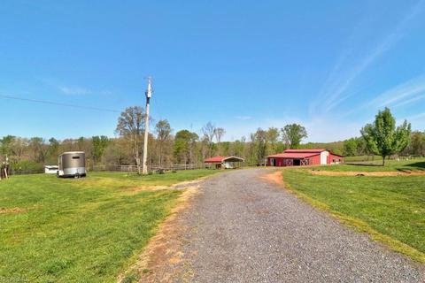 194 Edwards Rd, Harmony, NC 28634 photo 18