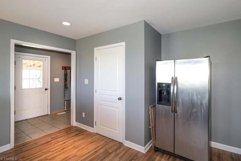 194 Edwards Rd, Harmony, NC 28634 photo 36
