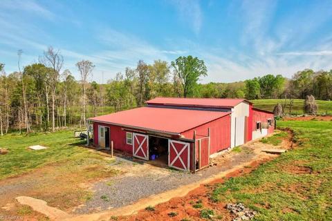 194 Edwards Rd, Harmony, NC 28634 photo 21