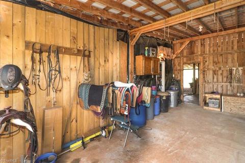 194 Edwards Rd, Harmony, NC 28634 photo 24