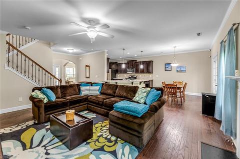 2363 Hammock Dr, High Point, NC 27265 photo 8