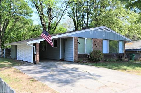 1122 Bridges Dr, High Point, NC 27262 photo 2