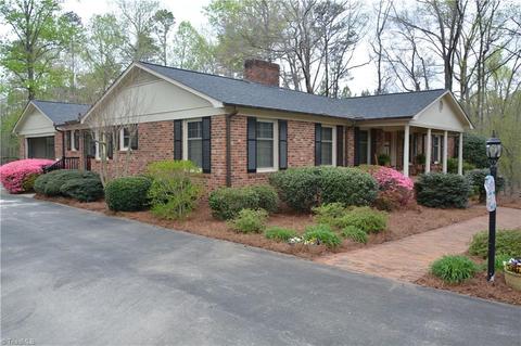 849 Old Camp Rd, Denton, NC 27239 photo 5