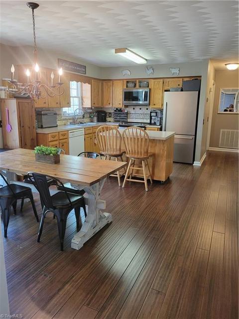 202 Shell Dr, Hays, NC 28635 photo 11