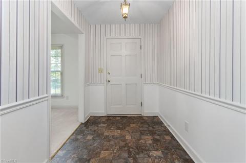 585 Drumheller Rd, Clemmons, NC 27012 photo 6