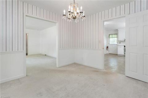 585 Drumheller Rd, Clemmons, NC 27012 photo 11