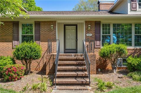 585 Drumheller Rd, Clemmons, NC 27012 photo 5