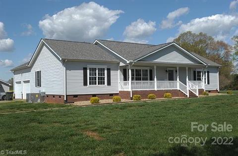 490 Cress Rd, Mount Ulla, NC 28125 photo 2
