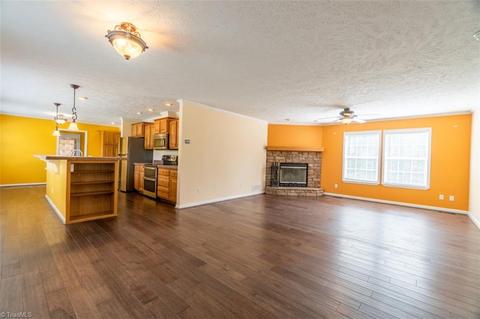 1376 Bradley Rd, Pinnacle, NC 27043 photo 5