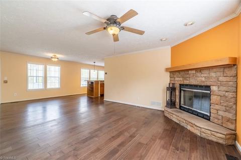 1376 Bradley Rd, Pinnacle, NC 27043 photo 8