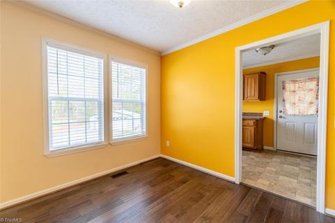 1376 Bradley Rd, Pinnacle, NC 27043 photo 12