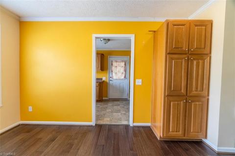 1376 Bradley Rd, Pinnacle, NC 27043 photo 11