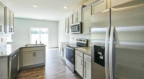 6900 Bellawood Dr, Trinity, NC 27370 photo 7