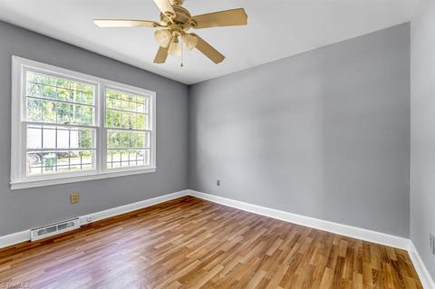 1504 Willard Ave, High Point, NC 27260 photo 17