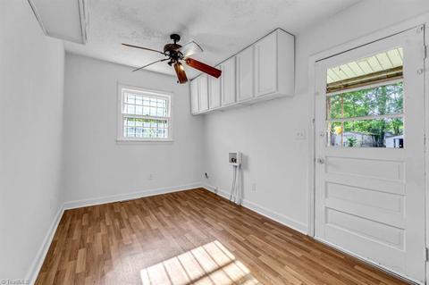 1504 Willard Ave, High Point, NC 27260 photo 9