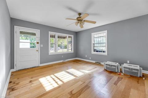 1504 Willard Ave, High Point, NC 27260 photo 8
