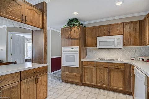 270 Springfield Rd, Pilot Mountain, NC 27041 photo 14
