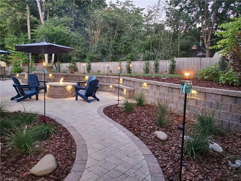 1123 Mapleview Ct, High Point, NC 27265 photo 2