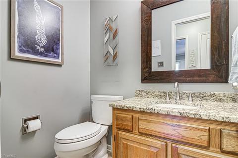 1123 Mapleview Ct, High Point, NC 27265 photo 23