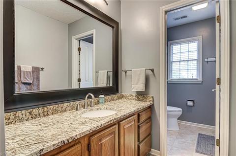 1123 Mapleview Ct, High Point, NC 27265 photo 29