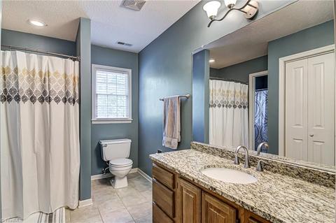 1123 Mapleview Ct, High Point, NC 27265 photo 26