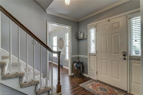 1123 Mapleview Ct, High Point, NC 27265 photo 8