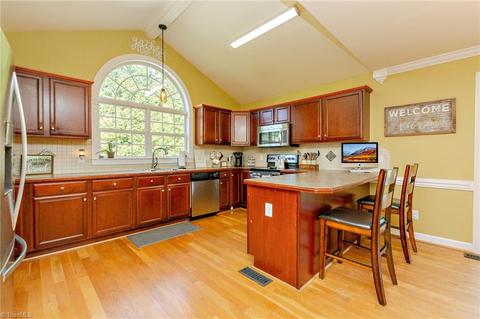 2990 Clear Ridge Dr, Trinity, NC 27370 photo 9