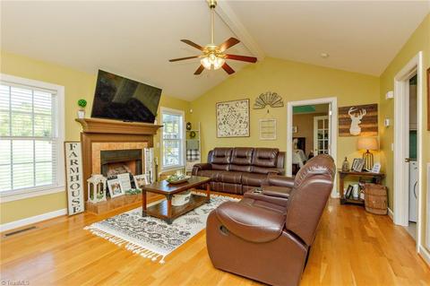 2990 Clear Ridge Dr, Trinity, NC 27370 photo 5