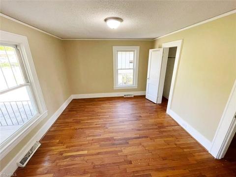 936 Forrest St, High Point, NC 27262 photo 12