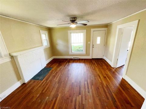 936 Forrest St, High Point, NC 27262 photo 7