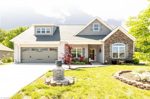 6610 Bellawood Dr, Trinity, NC 27370 photo 1