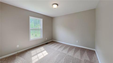 2464 Featherstone Ct, Trinity, NC 27370 photo 6